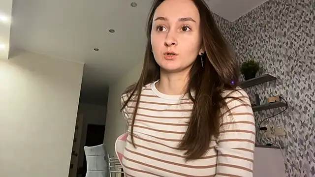 Eva Eva  online show from 02-24-25, 05:42