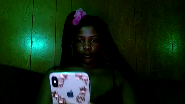 CaramelGoddessxoxo online show from 04-24-26, 07:27