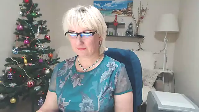 FleurMays online show from 12-20-24, 09:21