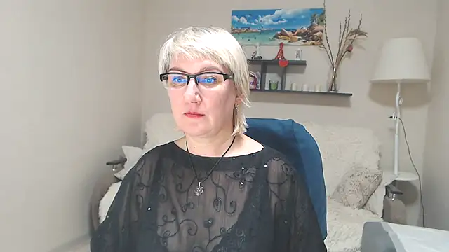 FleurMays online show from 01-25-25, 12:47