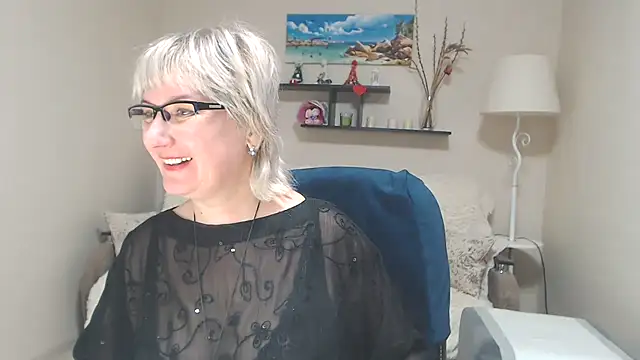 FleurMays online show from 02-10-25, 11:25