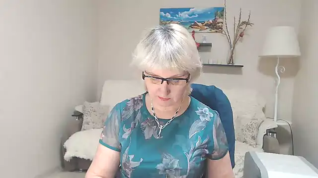 FleurMays online show from 02-20-25, 12:47