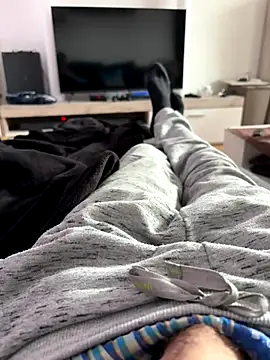 Snapshot of Ben291113 chatting on 11-12-25, 09:53 Ben291113 online show from 11-12-25, 09:53