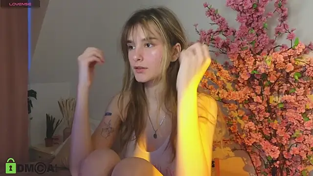 Snapshot of Era_Robinhood chatting on 03-22-25, 04:37 Era Robinhood online show from 03-22-25, 04:37