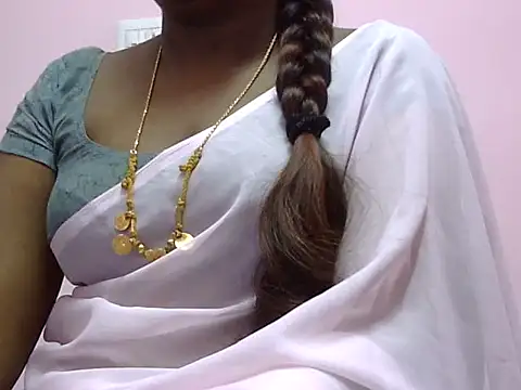 Hot akshara online show from 11-07-25, 05:57