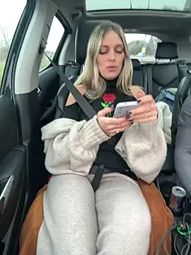 Lydie off online show from 02-15-25, 03:50