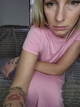 Lydie off online show from 03-05-26, 08:32