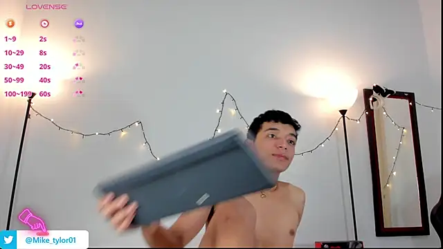 mike tylor01 online show from 03-10-25, 02:48