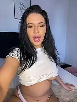 Snapshot of Nefera_De_Nile chatting on 03-04-25, 08:46 Nefera De Nile online show from 03-04-25, 08:46