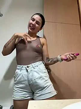 Snapshot of SofiaG_ chatting on 12-09-24, 03:00 SofiaG  online show from 12-09-24, 03:00