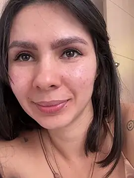 Snapshot of SofiaG_ chatting on 01-17-25, 05:19 SofiaG  online show from 01-17-25, 05:19