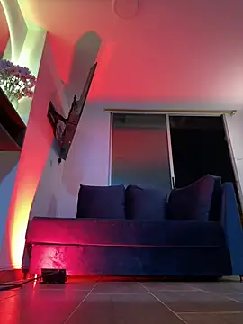 Snapshot of SofiaG_ chatting on 02-22-25, 01:44 SofiaG  online show from 02-22-25, 01:44