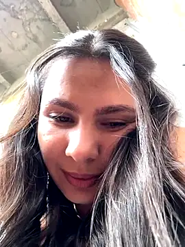 Snapshot of SofiaG_ chatting on 09-18-25, 04:53 SofiaG  online show from 09-18-25, 04:53
