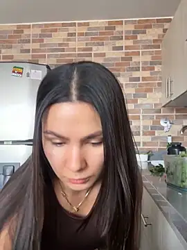 Snapshot of SofiaG_ chatting on 09-21-25, 02:51 SofiaG  online show from 09-21-25, 02:51
