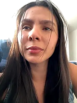 Snapshot of SofiaG_ chatting on 10-11-25, 07:34 SofiaG  online show from 10-11-25, 07:34