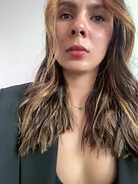 SofiaG  online show from 03-07-26, 08:39