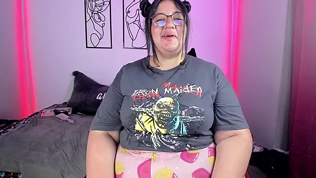 RubyPirsso18 online show from 12-28-24, 12:15