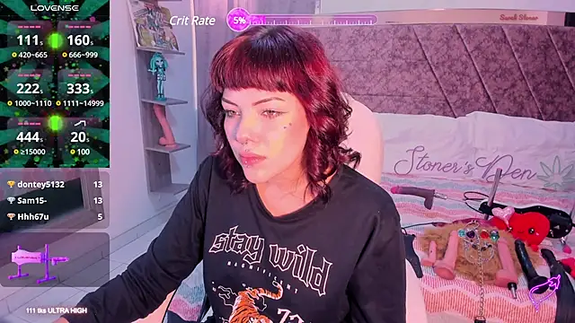 Snapshot of Sarah-Stoner chatting on 03-19-25, 07:49 Sarah-Stoner online show from 03-19-25, 07:49