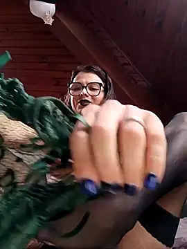 Snapshot of Cassia_Stars chatting on 10-20-25, 12:16 Cassia Stars online show from 10-20-25, 12:16