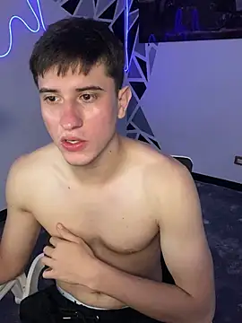 oliver Lz online show from 02-28-25, 10:17