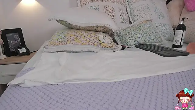 khloe cutee online show from 12-24-24, 11:44