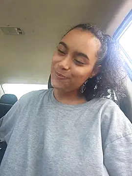 cinnaminnie online show from 03-13-25, 05:28