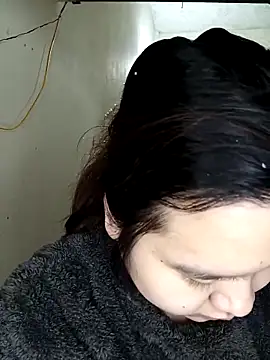 Thomgdee online show from 11-28-25, 01:52