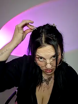 Jujuicy 97 online show from 03-06-26, 06:04