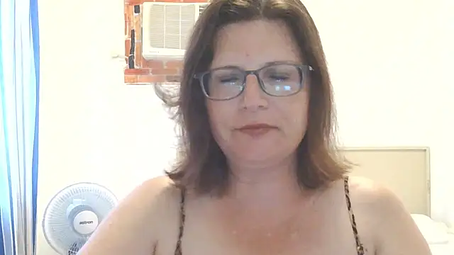 CrimsonMistress online show from 04-21-26, 10:34