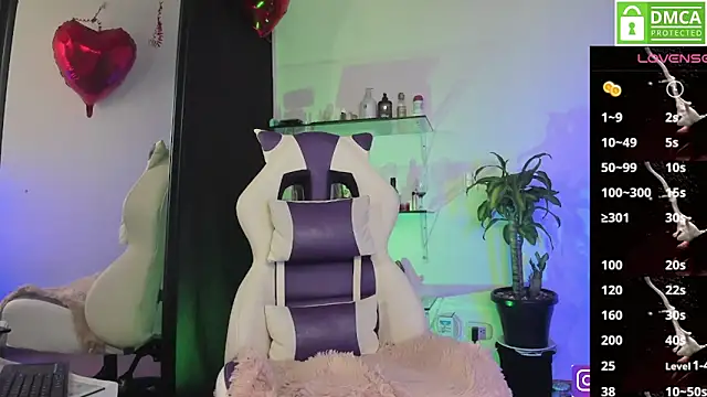 Snapshot of natashaanurak chatting on 02-24-25, 01:13 natashaanurak online show from 02-24-25, 01:13