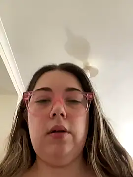 brooklynivy online show from 10-14-25, 04:57