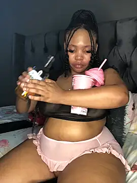 Anaelle24 online show from 03-06-25, 05:00