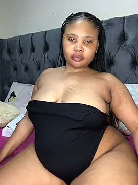 Snapshot of Anaelle24 chatting on 05-07-26, 04:40 Anaelle24 online show from 05-07-26, 04:40