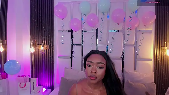 mia schwarz online show from 11-29-25, 02:31