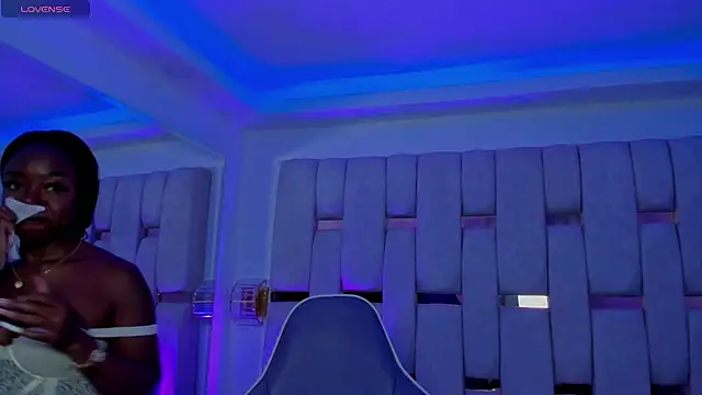 mia schwarz online show from 03-12-26, 10:05