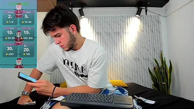 danielclarton1 online show from 12-21-24, 12:20