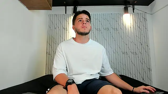 danielclarton1 online show from 01-22-25, 09:32