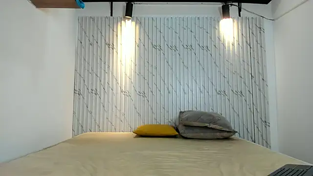 danielclarton1 online show from 01-23-25, 09:07