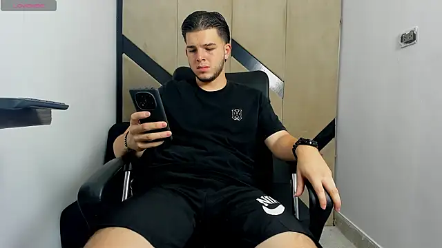 danielclarton1 online show from 01-30-25, 09:25