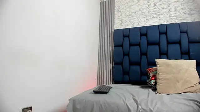 danielclarton1 online show from 02-12-25, 10:56