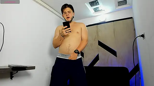 danielclarton1 online show from 03-01-25, 06:03