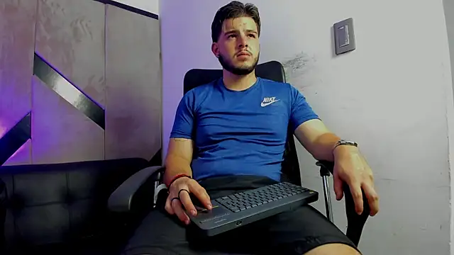 danielclarton1 online show from 09-23-25, 11:41