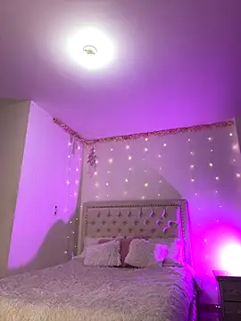 itsmadely online show from 10-22-25, 03:07