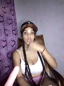 Snapshot of 1CANDYLOVE chatting on 12-08-24, 03:43 1CANDYLOVE online show from 12-08-24, 03:43