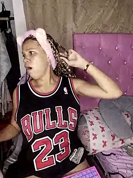 Snapshot of 1CANDYLOVE chatting on 03-10-25, 04:17 1CANDYLOVE online show from 03-10-25, 04:17