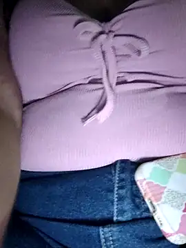 Snapshot of vadapavgirl chatting on 11-02-25, 07:16 vadapavgirl online show from 11-02-25, 07:16