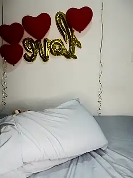 Snapshot of LalitaQueen chatting on 02-23-25, 07:00 LalitaQueen online show from 02-23-25, 07:00