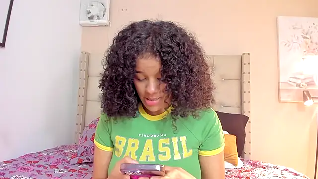 vanesasexyhot21 online show from 04-21-26, 02:51