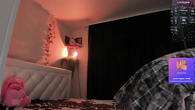 Natural pussy online show from 12-21-25, 06:53