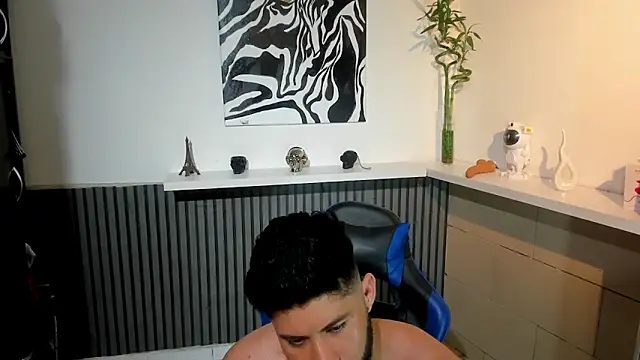 Daemon21 online show from 10-13-25, 05:35